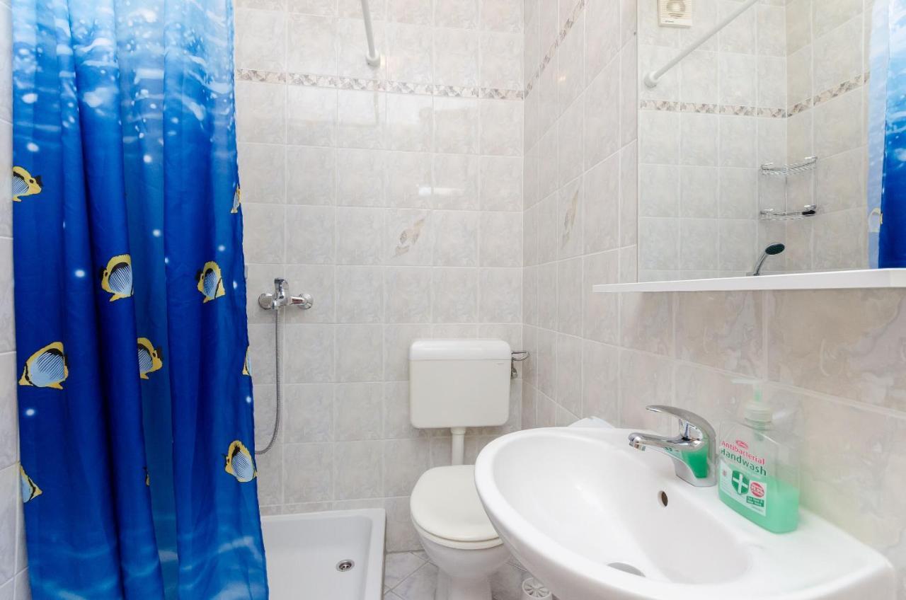Apartments And Room Ljubica Lopar Ngoại thất bức ảnh
